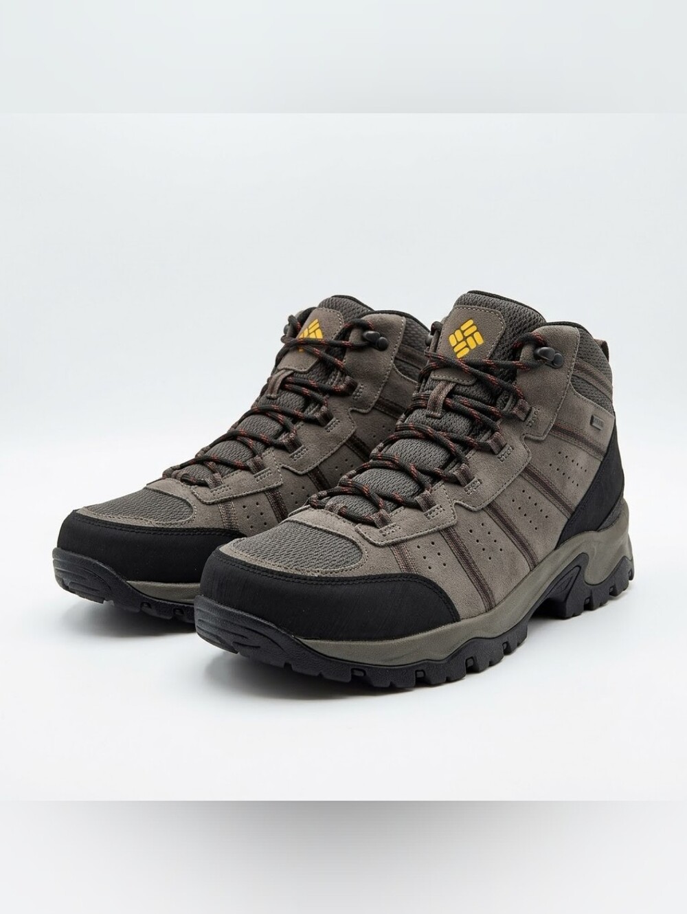 Columbia Grants Pass Waterproof Men's Hiking Boots Size 13 Outdoor Rugged New